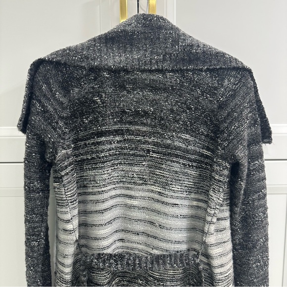 Guess Grey and White Wool Blend Cozy Sweater Long Sleeve Cardigan - Picture 5 of 10